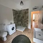 Nina & Lola Apartment